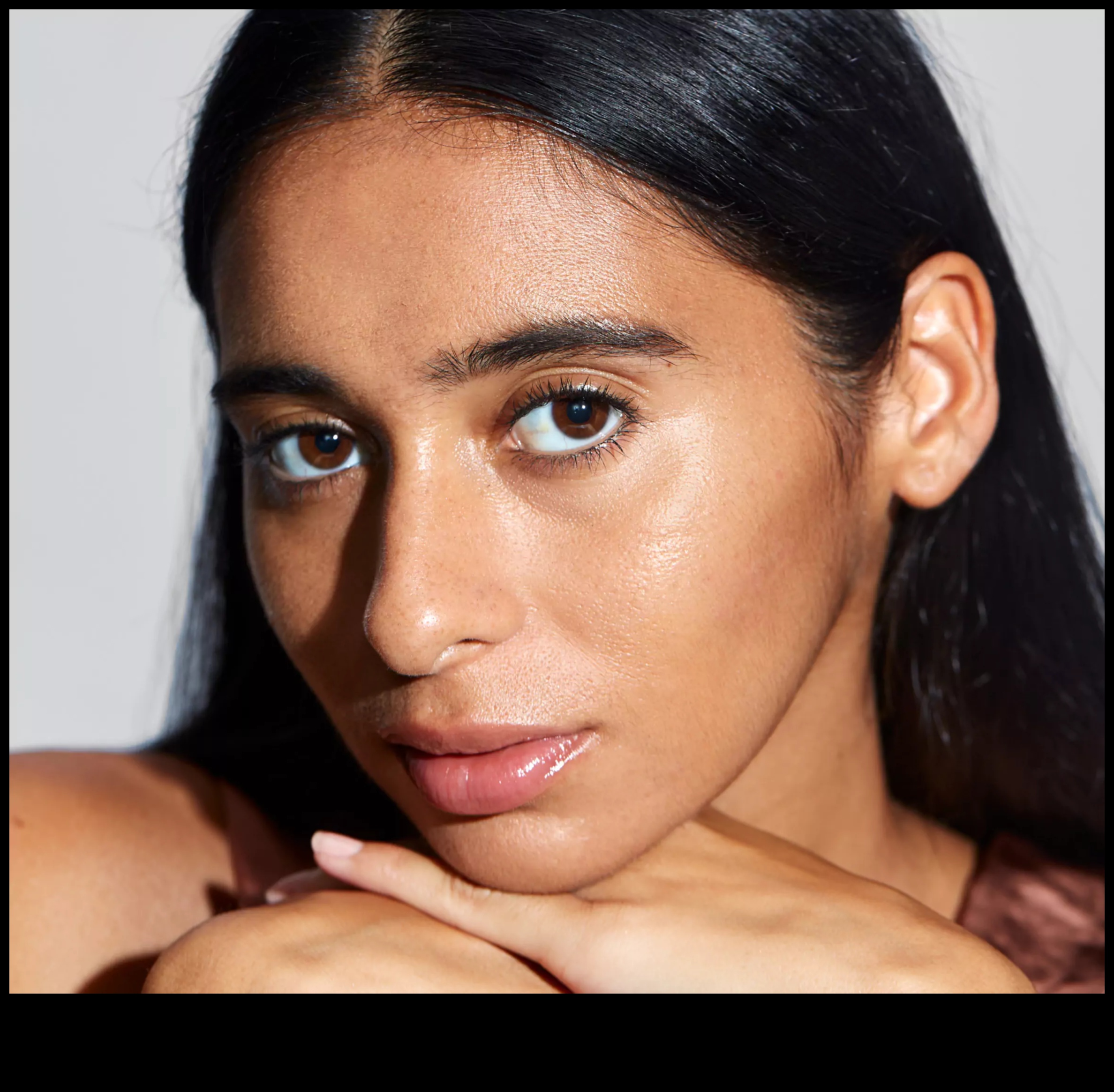 Αβίαστη ομορφιά: Η έκκληση του φυσικού μακιγιάζ για γρήγορη και εύκολη εμφάνιση