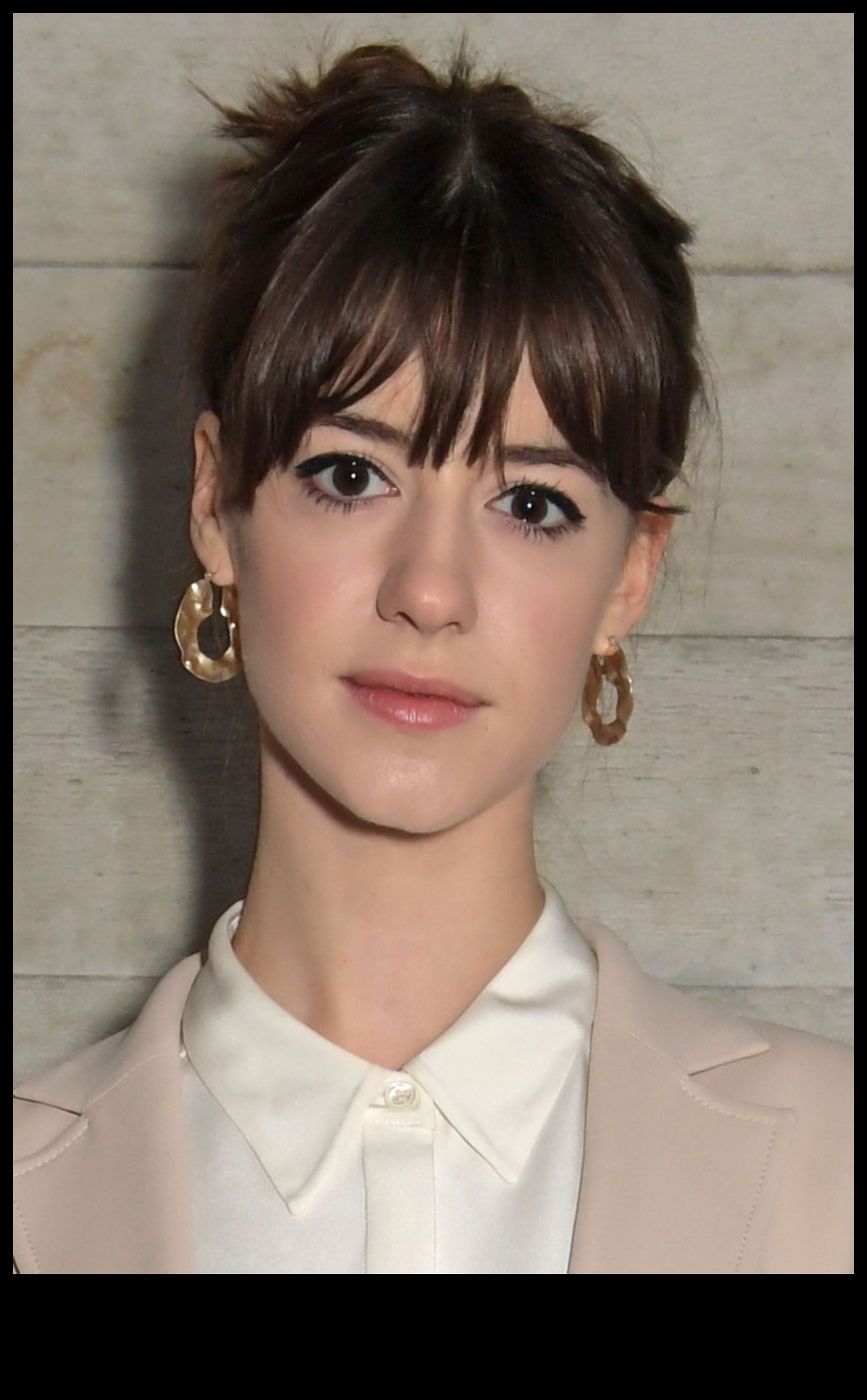 Celeb Hairstyle Inspo: Ποιανού οι μελαχρινή κλειδαριές γυρίζουν τα κεφάλια;