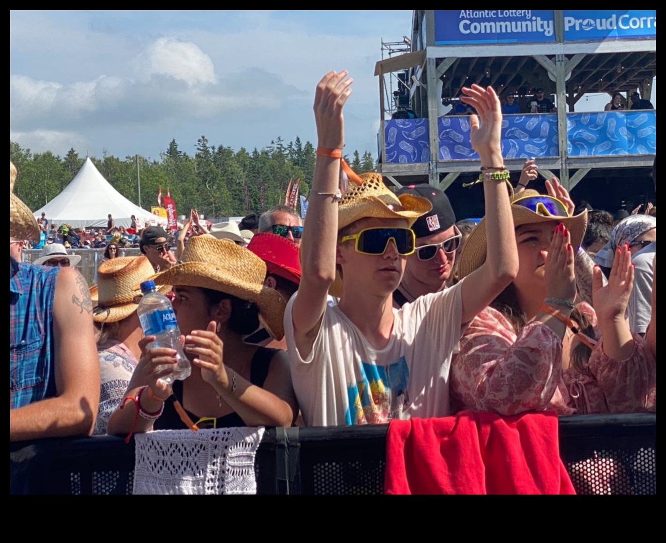 Roaming Revelry: Festive Travel Tips for Celebration