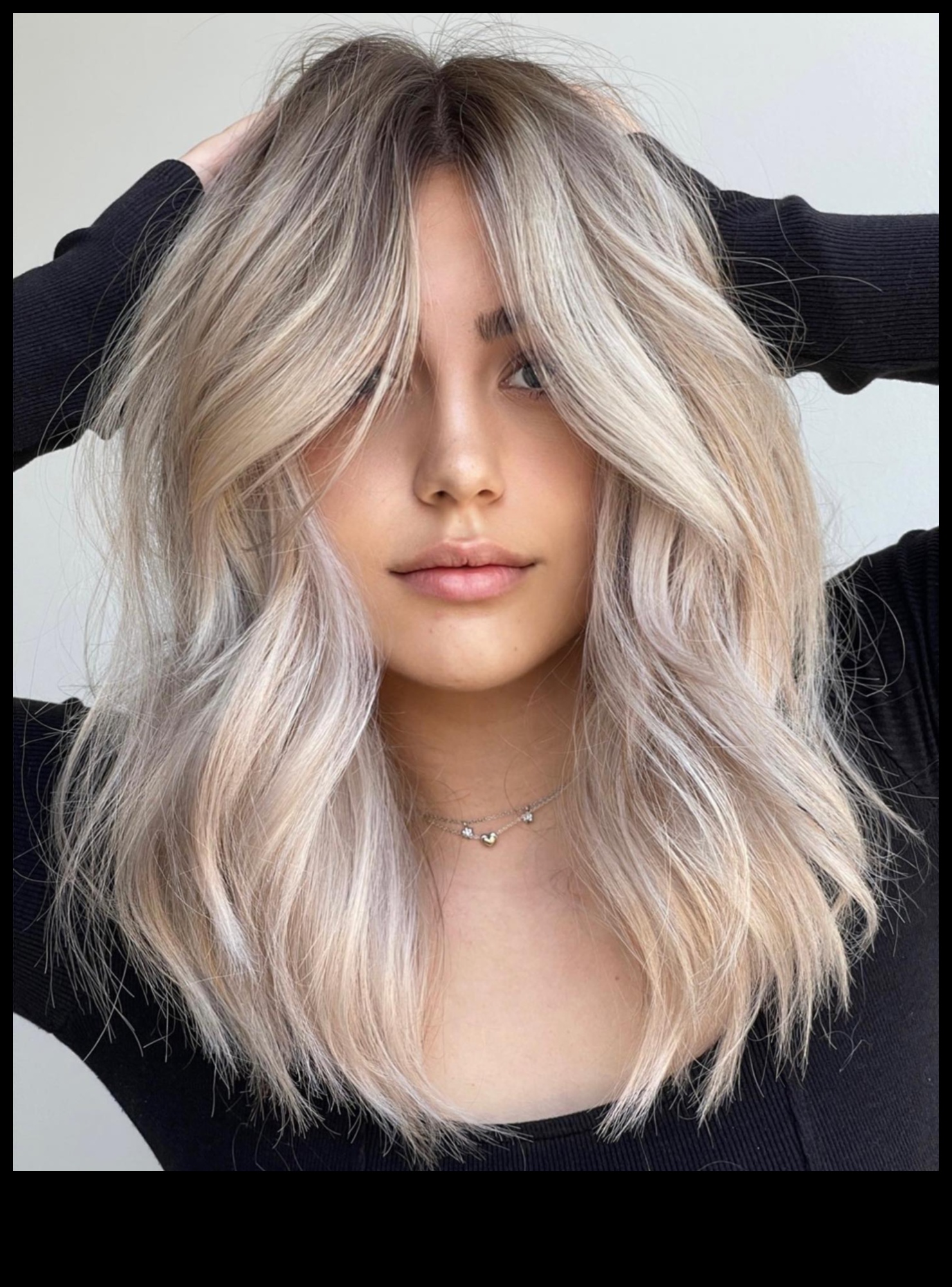 Κομψό και κομψό: Ξανθά χτενίσματα για λουστραρισμένη εμφάνιση