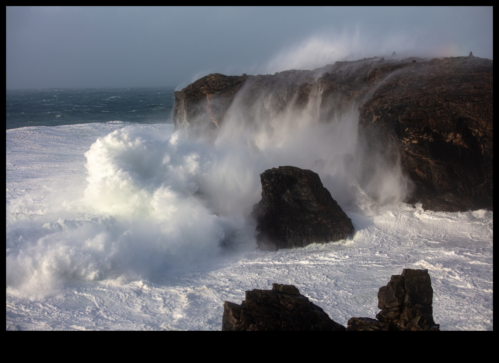Το Wavy and Wild Continued: Unleashing the Untamed Beauty of Waves