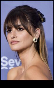Celeb Hairstyle Inspo: Ποιανού οι μελαχρινή κλειδαριές γυρίζουν τα κεφάλια;