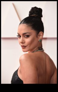 Iconic Celebrity Updos: Ανεβάστε το βλέμμα σας με τεχνικές Insider