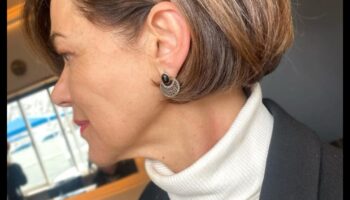 Αβίαστη Elegance Continued: Σύντομα στυλ μαλλιών για καθημερινό Glam